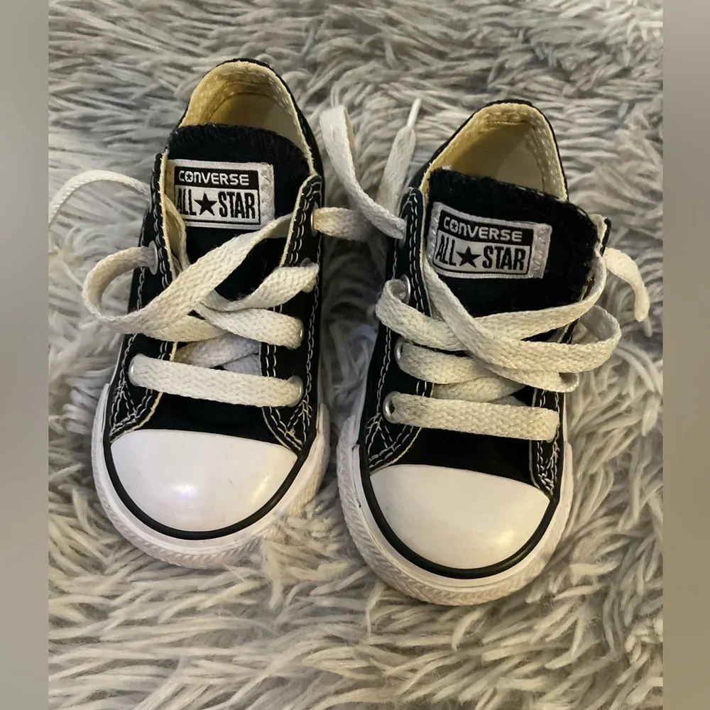 Baby converse Allstars. Size 5.